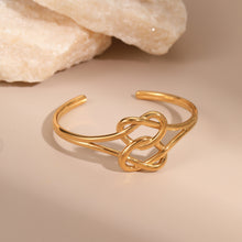 European And American Open Stainless Steel Bracelet 18K Gold Plating Heart-shaped Design Sense